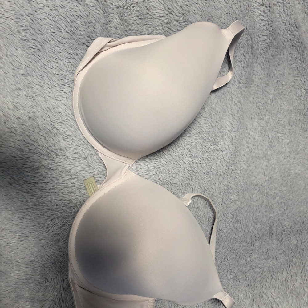 Victoria's Secret Light Pink Bra